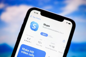 Skypeサービス終了の理由は？なぜ今なのか